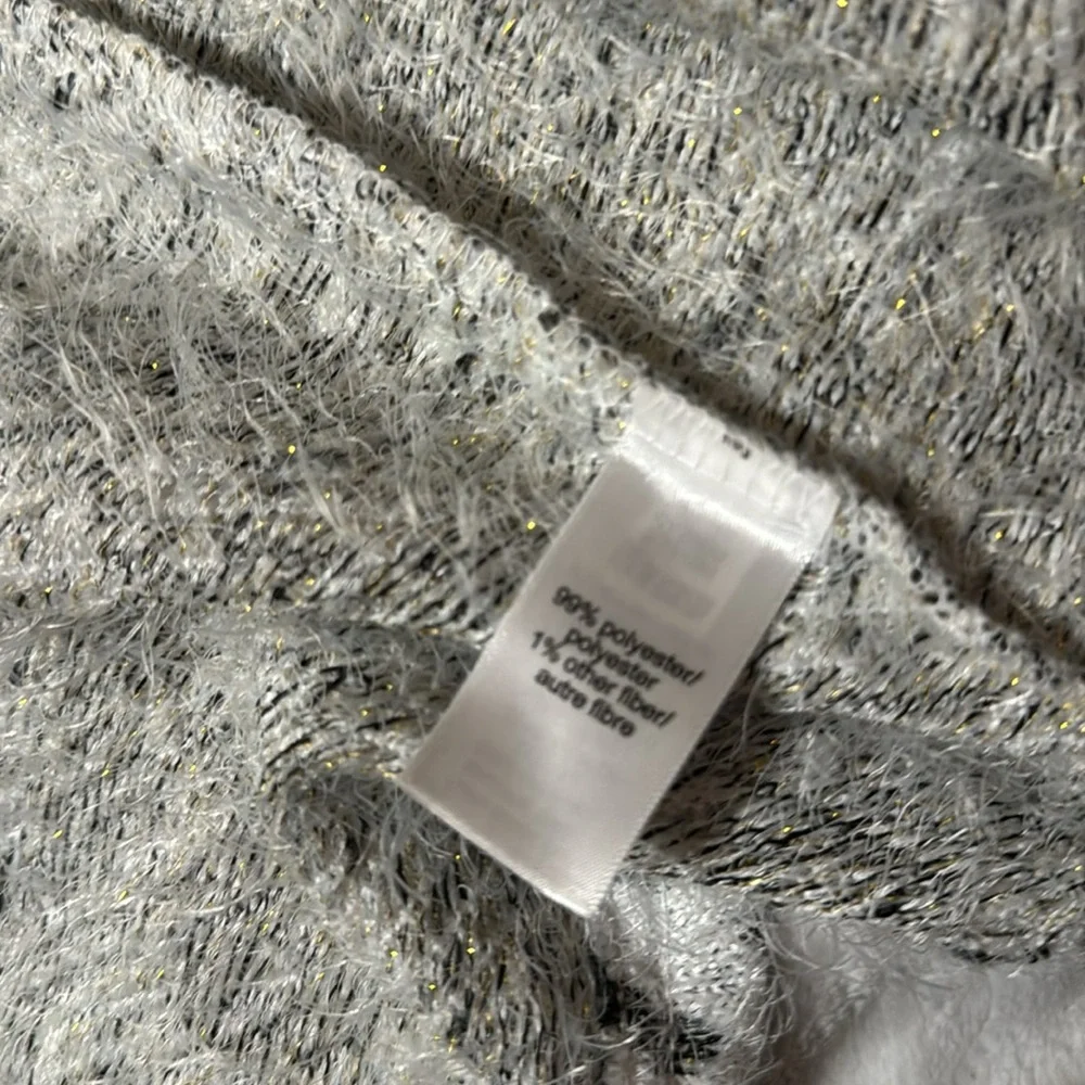 Maurice’s cardigan women’s (used) - Picture 4 of 4